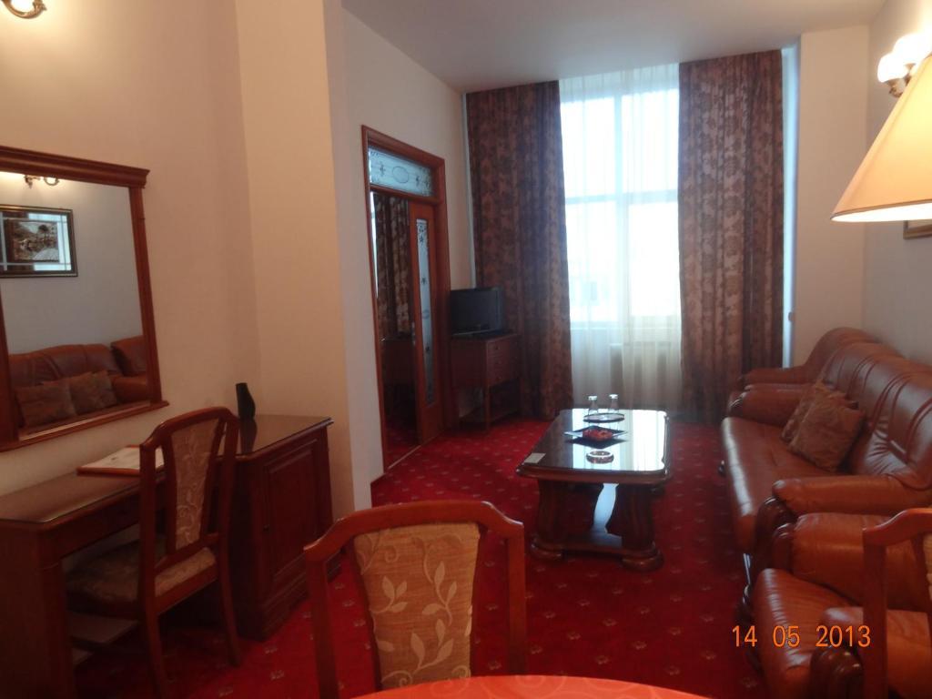 Hotel Emma West Craiova Kamer foto